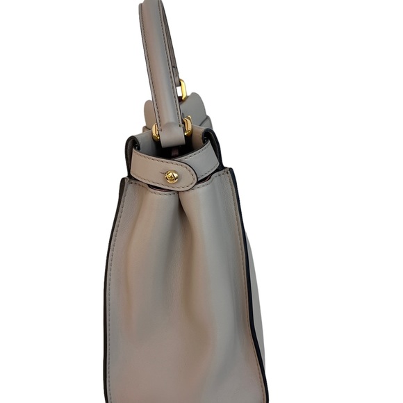 FENDI Vitello Seta Shiny Nappa Medium Peekaboo I - Picture 3 of 12